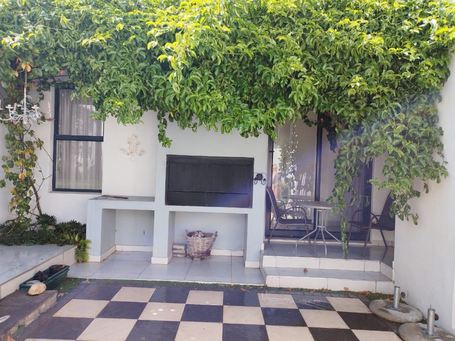 To Let 3 Bedroom Property for Rent in Sitari Country Estate Western Cape